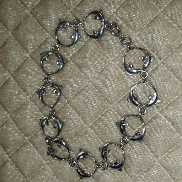 Vintage Silver Dolphin Bracelet - Picture 2 of 5